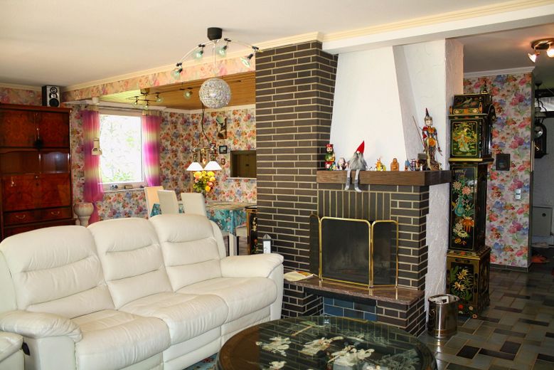 Wohnzimmer m. Kamin