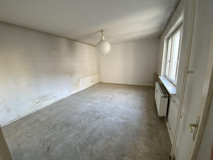 Wohnzimmer (aktueller Zustand)