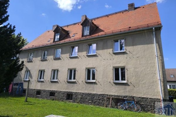 Charmantes Mehrparteienhaus in idealer Lage
Sanierungsobjekt mit viel Potenzial