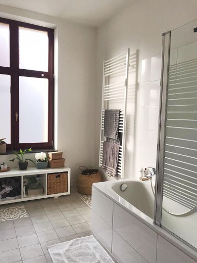Mirke, Nichtraucherwohnung im Denkmal – Bad m. Badewanne