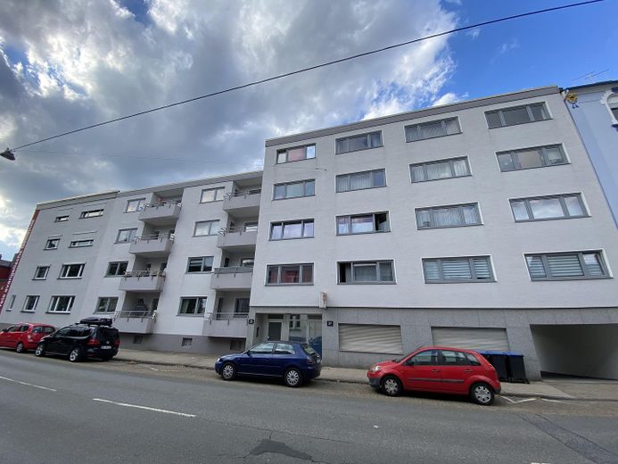 🏡 modernized 1-room apartment – compact, charming & from Sep. – Fassade