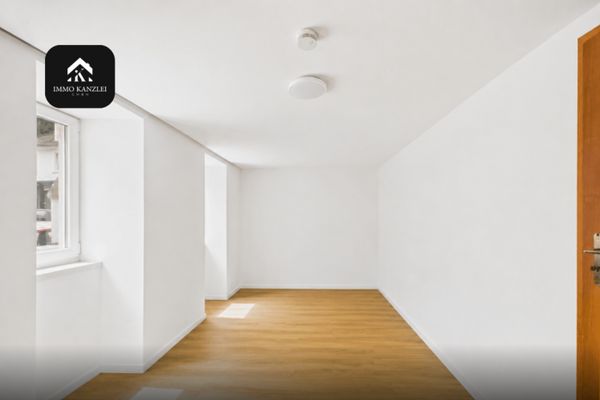 Vermietete 2-Zimmer-Wohnung mit ca. 5,35 % Bruttorendite und zwei Zusatzräumen