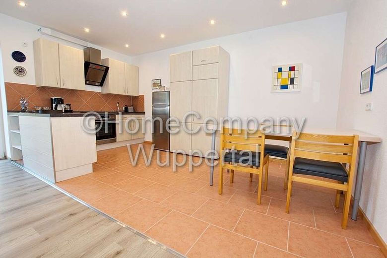 Großzügige Loftwohnung mit Terrasse, PKW-Stellplatz und DSL-Zugang in Wuppertal-Nächstebreck – 4682e278e3af5c434d40d5462a0c21ee8d133d5b.jpg