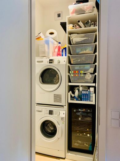 2,5 Zimmer Wohnung mit Balkon und Skylineblick – Abstellraum