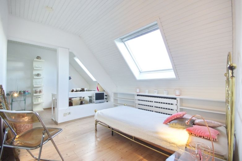 Kleines Apartment in attraktiver Lage, zum Beispiel für Berufspendler – 084f4614fbb2b343f9c000bfe42159c0cf6d28ac.jpg