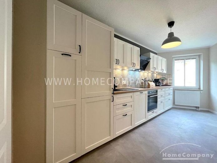 27456 HomeCompany ड्रेस्डेन सुसज्जित बालकनी वाला 3-कमरे का अपार्टमेंट ड्रेस्डेन – ऑयसेरे नोयश्टाट – अधिकतम 4 व्यक्ति – b387afaf62c88249d2f0ab3c9af9d7d28b70db28.jpg