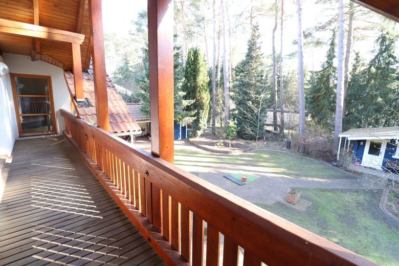 TOP ! Gifhorn-Winkel:  Exklusive Landhausvilla  mitten in der Natur ! – Balkon OG