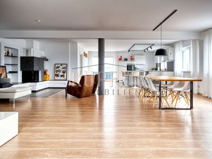 Elegancki loft na poddaszu z balkonem i wnętrzem klasy premium! – Zdjęcie 1