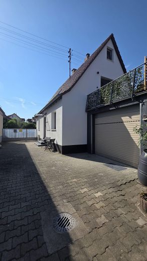 Modernisiertes Einfamilienhaus in Sandhausen – Terrasse, Garage & Smart Home – provisionsfrei – फोटो 2