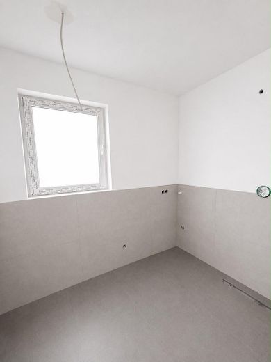 Exklusives Penthouse mit umlaufender Dachterasse - Erstbezug ab 15.09.2026 – Hauptbadezimmer