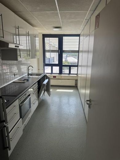 schöne helle Büroflächen Büro Buero 50-500 QM in zentraler Lage mit Parkplätzen und Aufzug – Foto 7