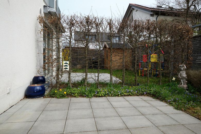 *PROVISIONSFREI* Hochwertige Erdgeschoss-Terrassenwohnung in Bestlage Maxhofstraße - Fürstenried – Sonnige ruhige Terrasse