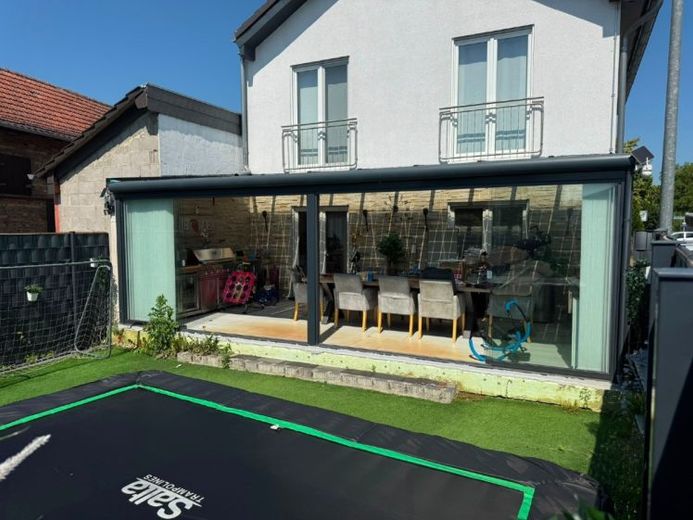 Exklusives Einfamilienhaus mit modernster Technik in Swisttal zu verkaufen. – Foto 1