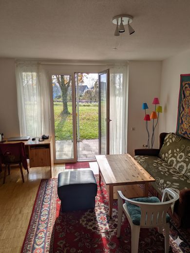 Wohnzimmer mit Terrassenzugang