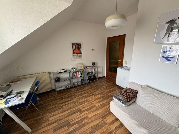 2,5-Zimmer-Wohnung in der Nähe des Lutherparks – Wohnzimmer