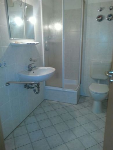 Gemütliche 2-Zimmer mit Dusche in beliebter Lage! TG mgl.! – O1618 WE 21 Bad