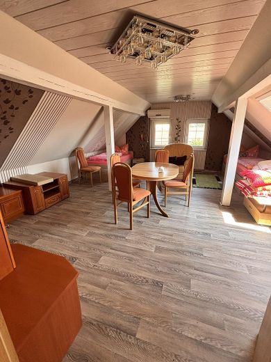 Ehemalige Gastwirtschaft und Pension "Zum grünen Baum" in Zschepplin zu verkaufen – Zimmer Pension 2. OG 