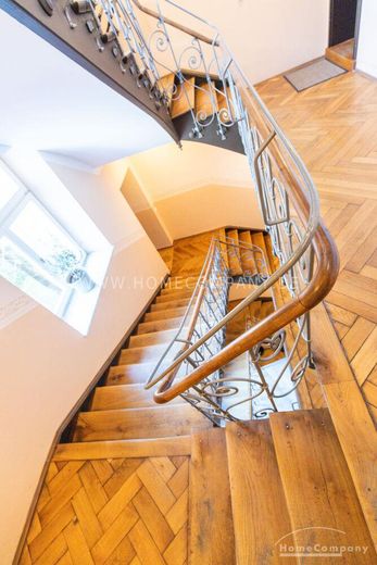 Exklusive, voll möblierte 2-Zimmer-Wohnung in begehrter Lage von Haidhausen – 6902e2e70d568a045d07d342ab2b858e30ecb218.jpg