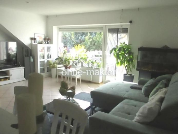 3-Zi.Wohnung mit Balkon, Atelierzimmer, kl. Garten, Gartenhaus u. Garage im 4.Fam. Haus – Foto 1