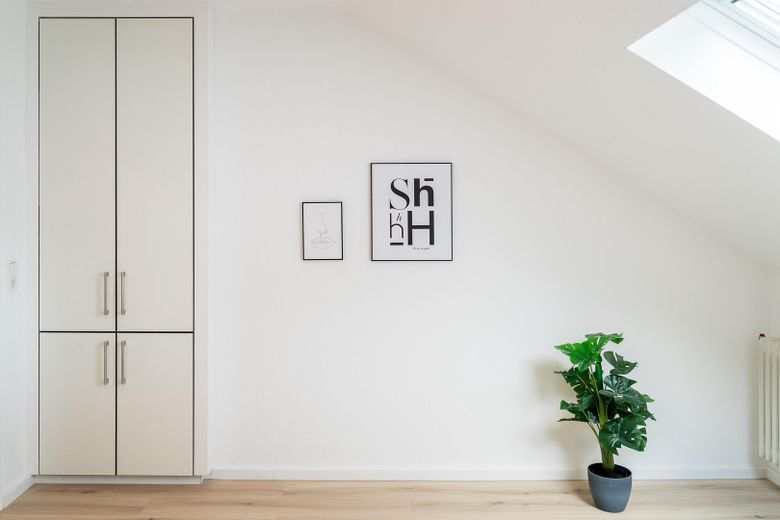 Wohnen auf Zeit - komplett möbliert und renoviert – Schlafzimmer