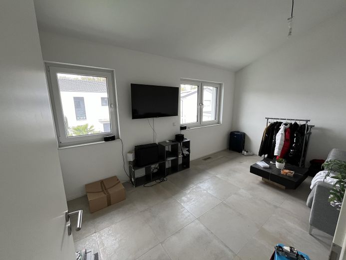 LU Melm | Modernes u. klimatisiertes Einfamilienhaus mit Pool & Garten – OG Schlafzimmer 1