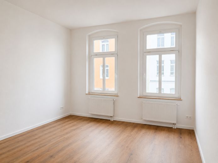 Appartement 2 pièces entièrement rénové avec cuisine moderne intégrée – Schlafzimmer