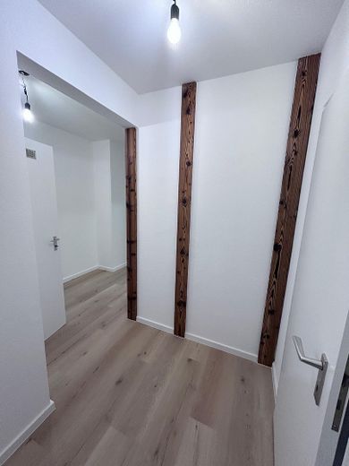 Recent gerenoveerde 3-kamerwoning van 76 m² in Germering – Eingang
