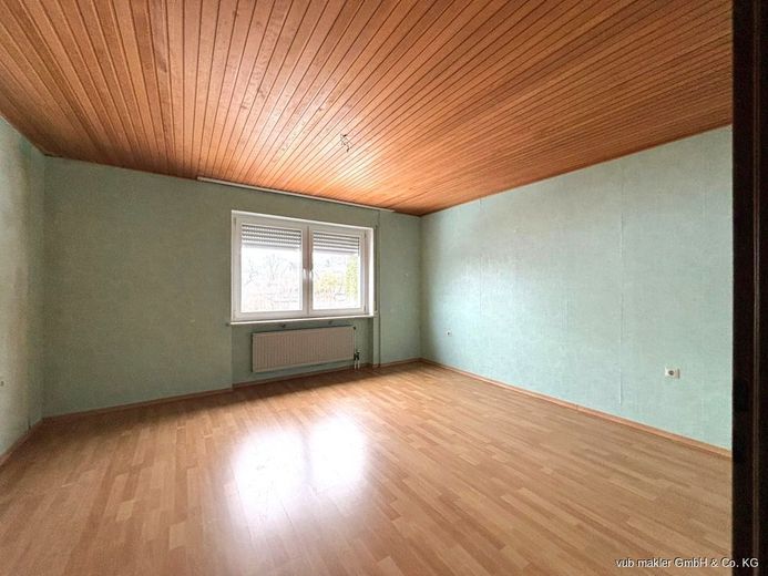 Zeitgemäß investieren: Mehrfamilienhaus in Bad Steben – VUB0002335-8