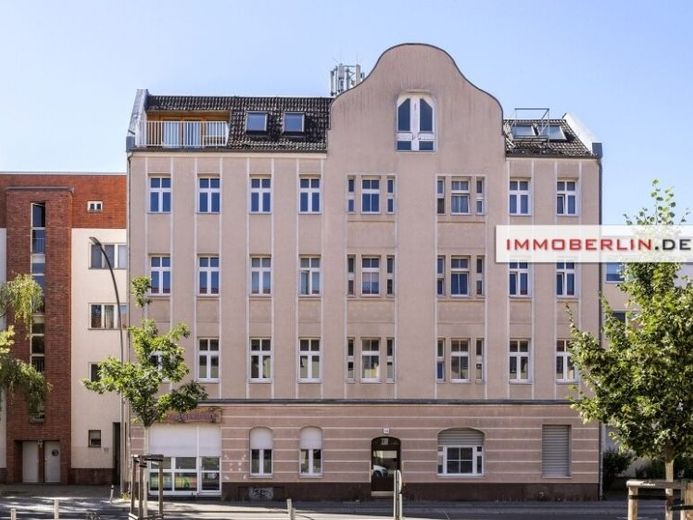 IMMOBERLIN.DE - Schöne gepflegte Altbauwohnung in komfortabler Lage – Foto 1