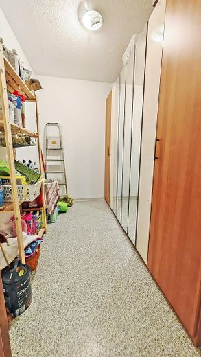 Großer Abstellraum oben