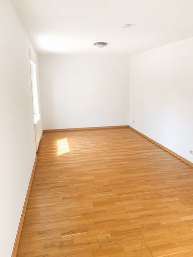 Ideal für Paare & Homeoffice-Genießer – Einziehen und wohlfühlen! – Schlafzimmer