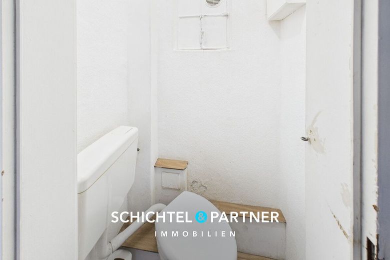 Lindenhof | Geräumiges Reihenmittelhaus Nähe Waterfront mit Ausbaupotenzial – S&amp;P | Separate Toilette