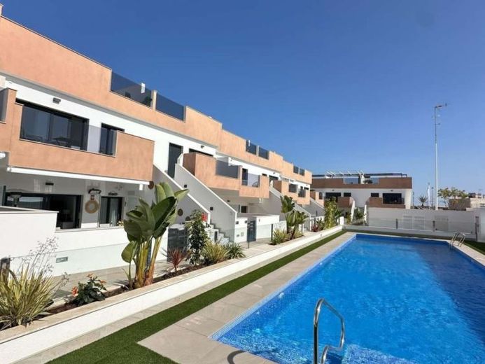 Spektakuläre Wohnung mit Oasen-Pool – Foto 1