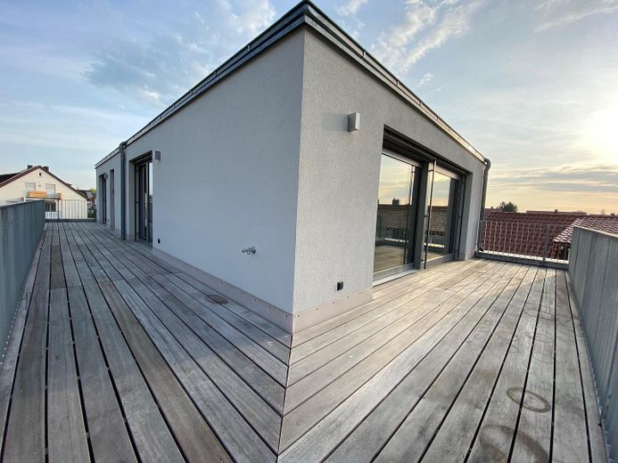 Lussuoso attico con ampia terrazza – Terrasse Süd/Ost