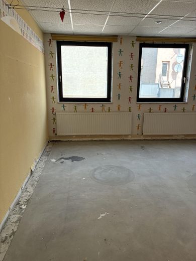 Vermietung: Großzügige Praxis- oder Bürofläche mit Entwicklungspotenzial im Herzen von Bad Kreuznach – फोटो 15