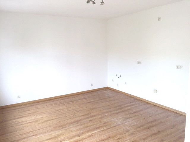 Appartamento 2° piano, ascensore, pochi passi dalla stazione ICE – Küche
