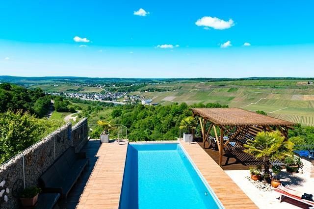 Luxusvilla mit Infinity-Pool &amp; unverbaubarem Moselblick bis nach Luxemburg – Bild 18