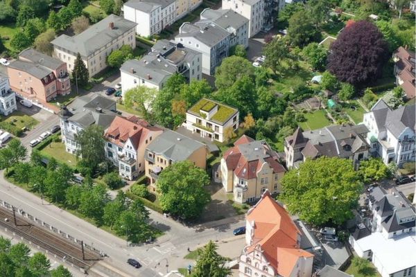Exklusive Bauchance: 2 Wohneinheiten im Bahnhofsviertel auf ca. 385 m² Grundstück