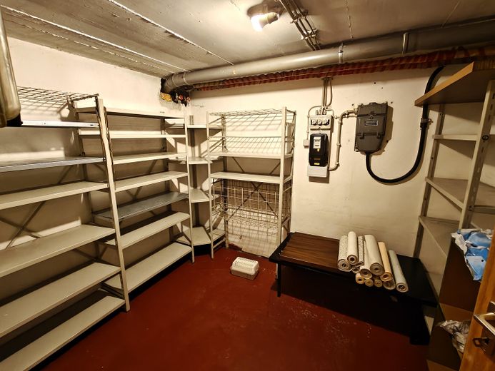 Maison mitoyenne bien entretenue en emplacement central – Vorratsraum