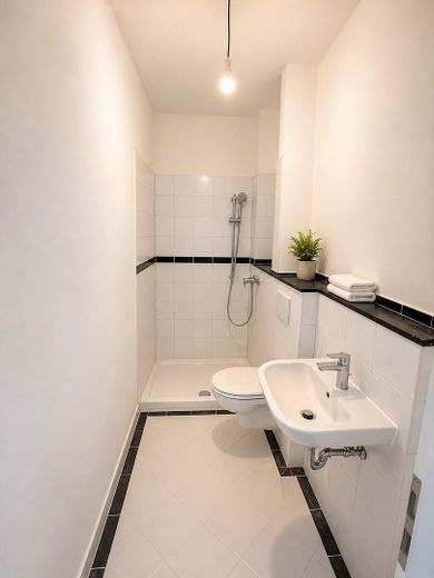 Appartamento mansardato al primo ingresso con splendida terrazza sul tetto – Bad