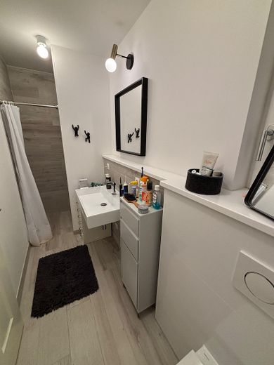 Exklusive 4-Zimmer-Wohnung in München-Obermenzing – Bad