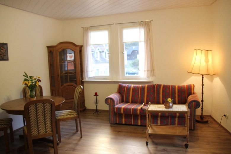 Mehrfamilienhaus mit 4x2-Zimmer Whg, 8 Zim, 6 Bad – Foto 13