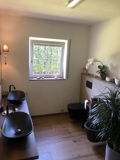 Einfamilienhaus in bester Wohnlage - *Courtagefrei* – Bad EG 1