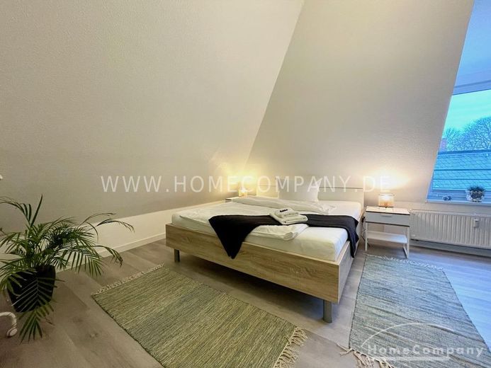 27462 HomeCompany Dresden Möbliert/Furnished 2-Zimmer Dachgeschoß-Apartment in Dresden-Grosszschachwitz max. 3 Personen – f9940a3420ce652af1f9b3a91c1d5b48c3f724e8.jpg