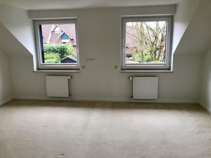 Charmant, gemütlich, mittendrin - Reihenhaus mit Terrasse und Garten im Ortskern Hittfeld – फोटो 14