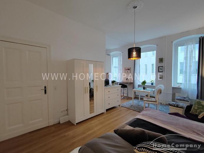 Sehr zentrale Einzimmerwohnung – a63db93adb52784097c57ecacdf2438f647bd44c.jpg