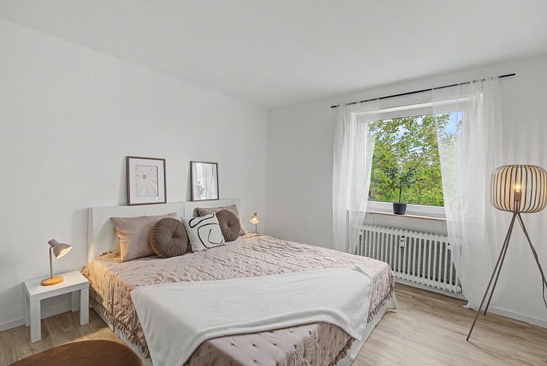 Wprowadź się od razu, nowoczesne mieszkanie 3-pokojowe z widokiem na Münster/Alpy i garażem. Bez prowizji – Schlafzimmer