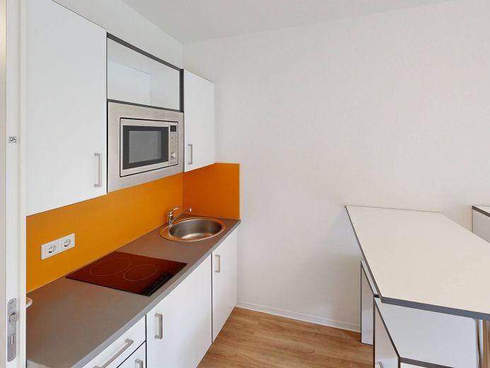 STUDENTS ONLY: Modernes 1-Zimmer-Apartment mit EBK und ALL-IN-MIETE in Ottensen – Küche