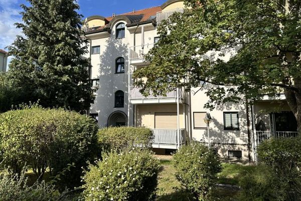 Орендована 2-кімнатна квартира з балконом і ванною кімнатою з денним світлом у Цвікау-Марієнталі! Поруч із HBK!