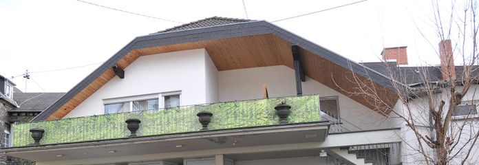 8  FreParkplätze an Saunsstr.1
